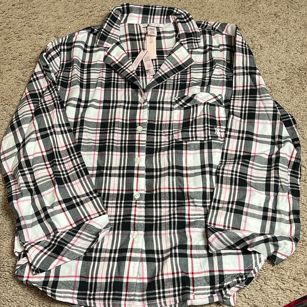 NWT Victoria’s Secret Flannel Pajama Top ONLY